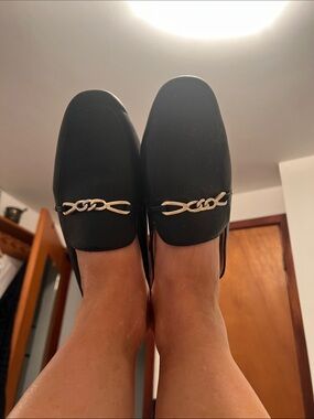 Naturalizer Black Loafers with Gold Chain Accent